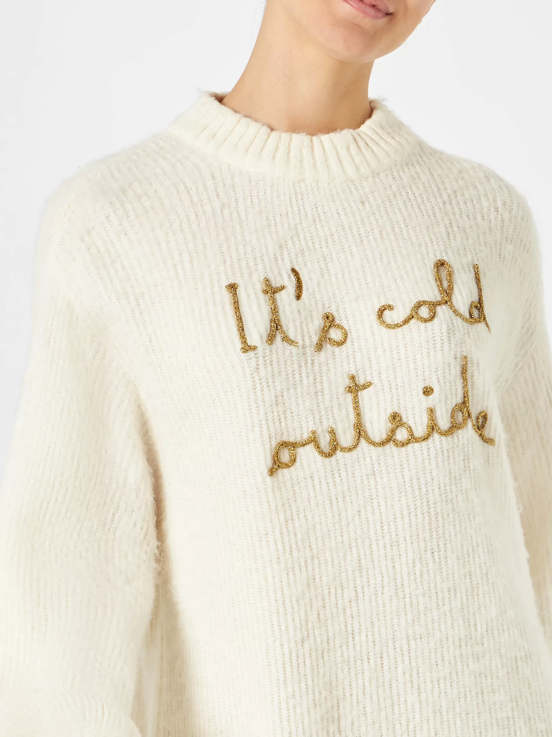 Shop Abito in maglia garzata con ricamo It's cold outside Donna Maglieria