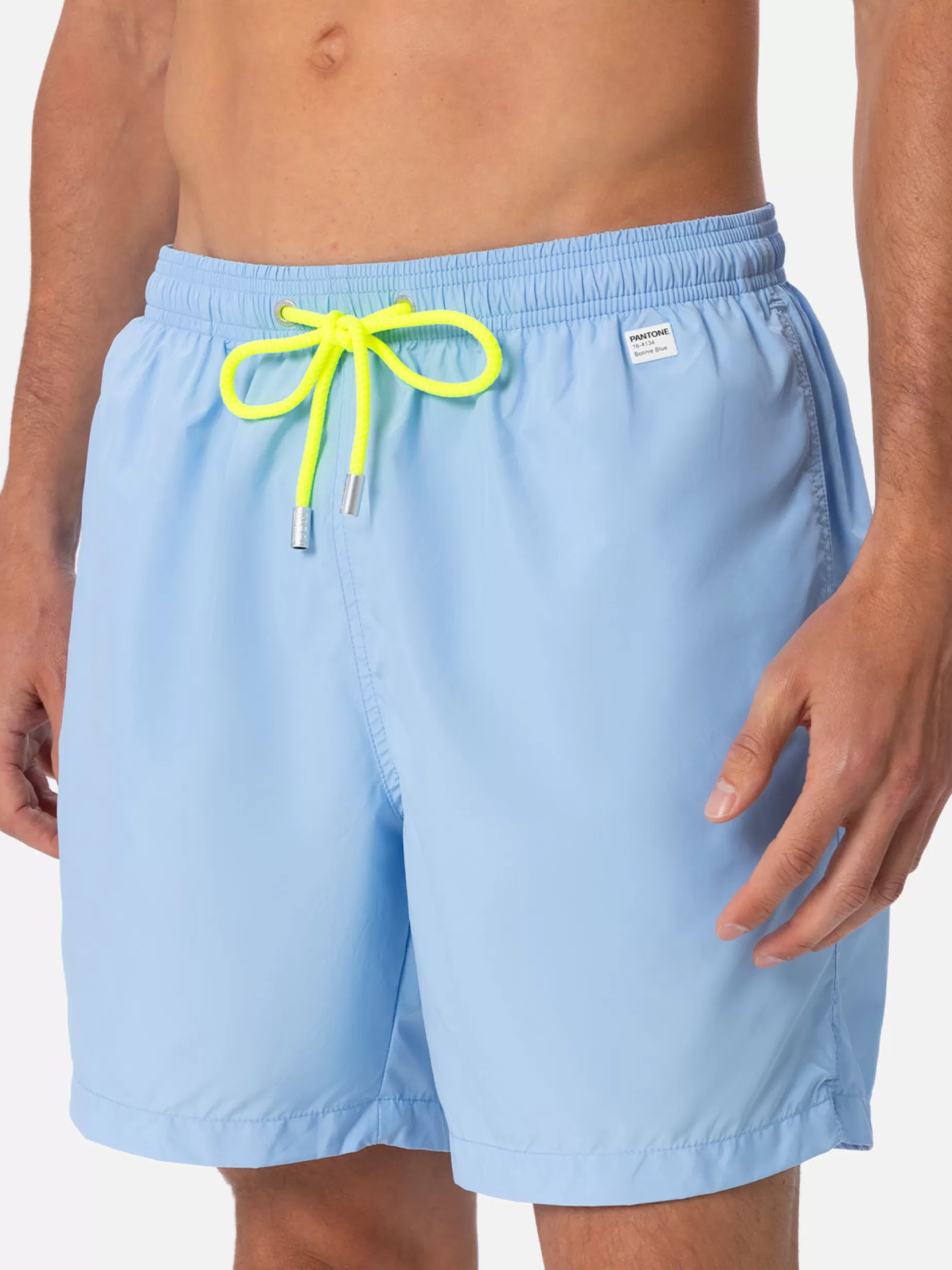 Best Sale Costume da bagno da uomo in tessuto leggero celeste Lighting Pantone | EDIZIONE SPECIALE PANTONE Uomo Costumi Mare Tinta Unita | Tessuto Leggero