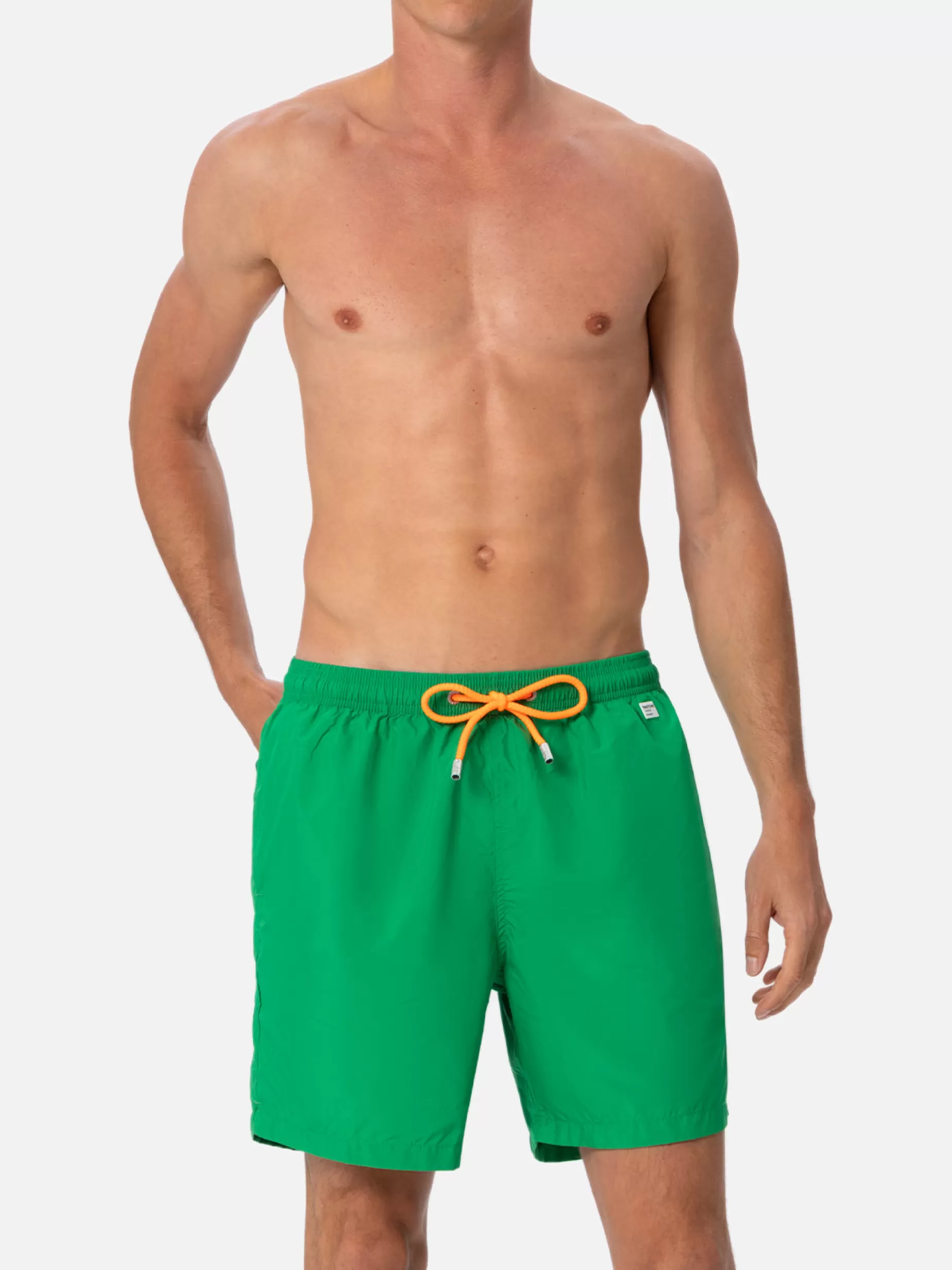 Hot Costume da bagno da uomo in tessuto leggero verde erba Lighting Pantone | EDIZIONE SPECIALE PANTONE Uomo Costumi Mare Tinta Unita | Tessuto Leggero