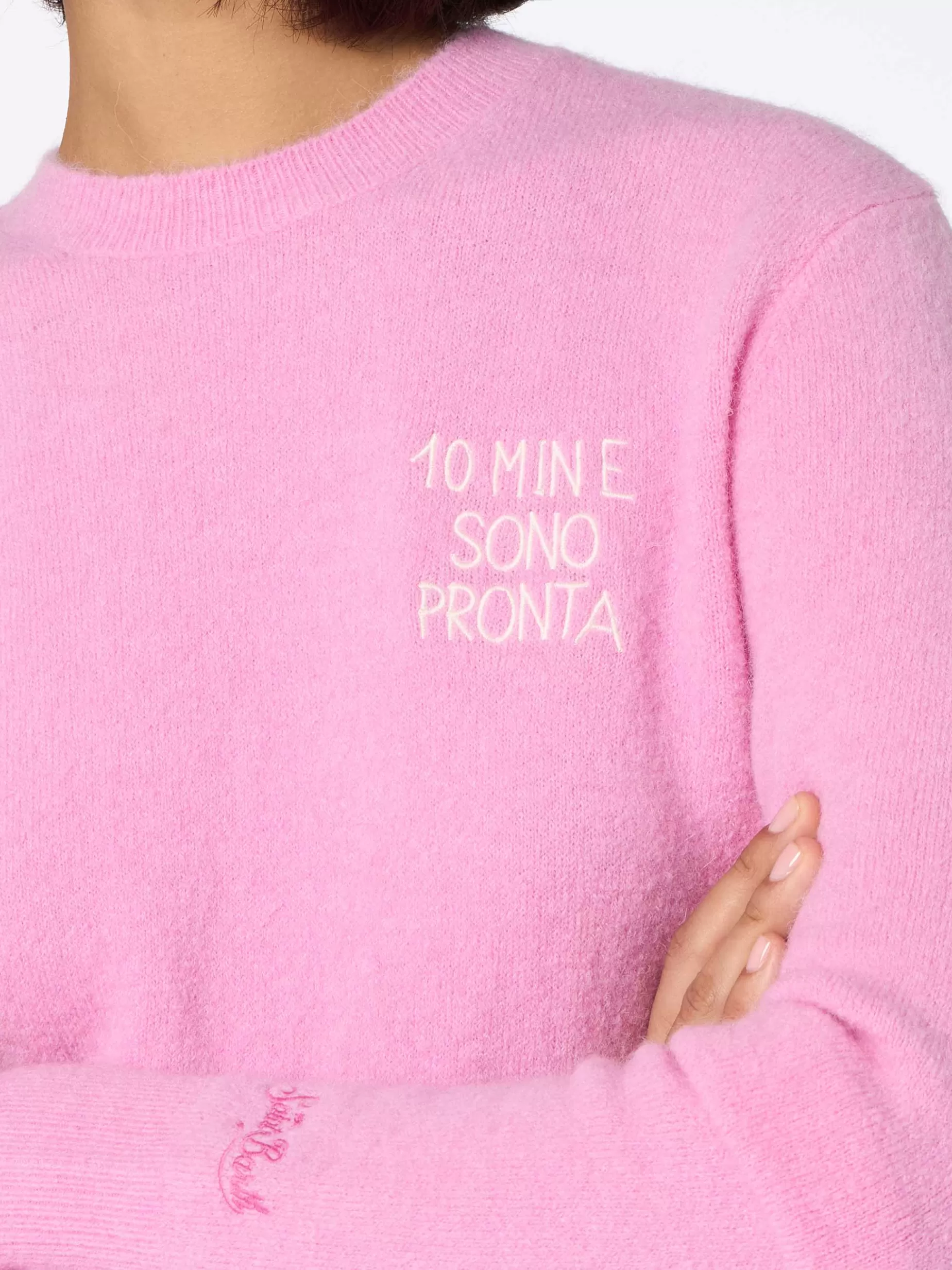 Hot Maglione da donna rosa New Queen con ricamo 10 min e sono pronta Donna Maglieria