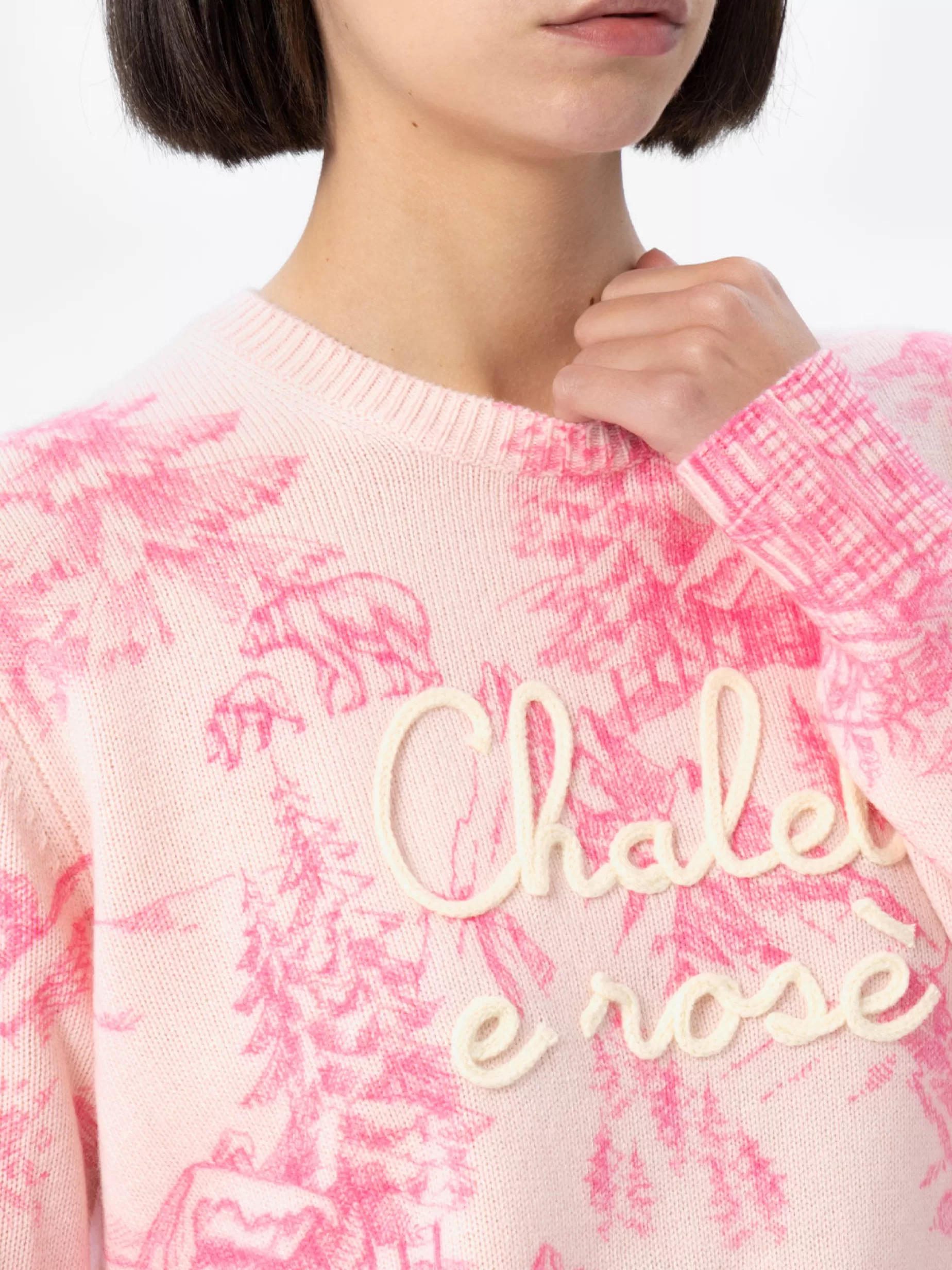 Outlet Maglione rosa da donna New Queen con stampa toile de jouy e ricamo Chalet e Rosè Donna Maglieria