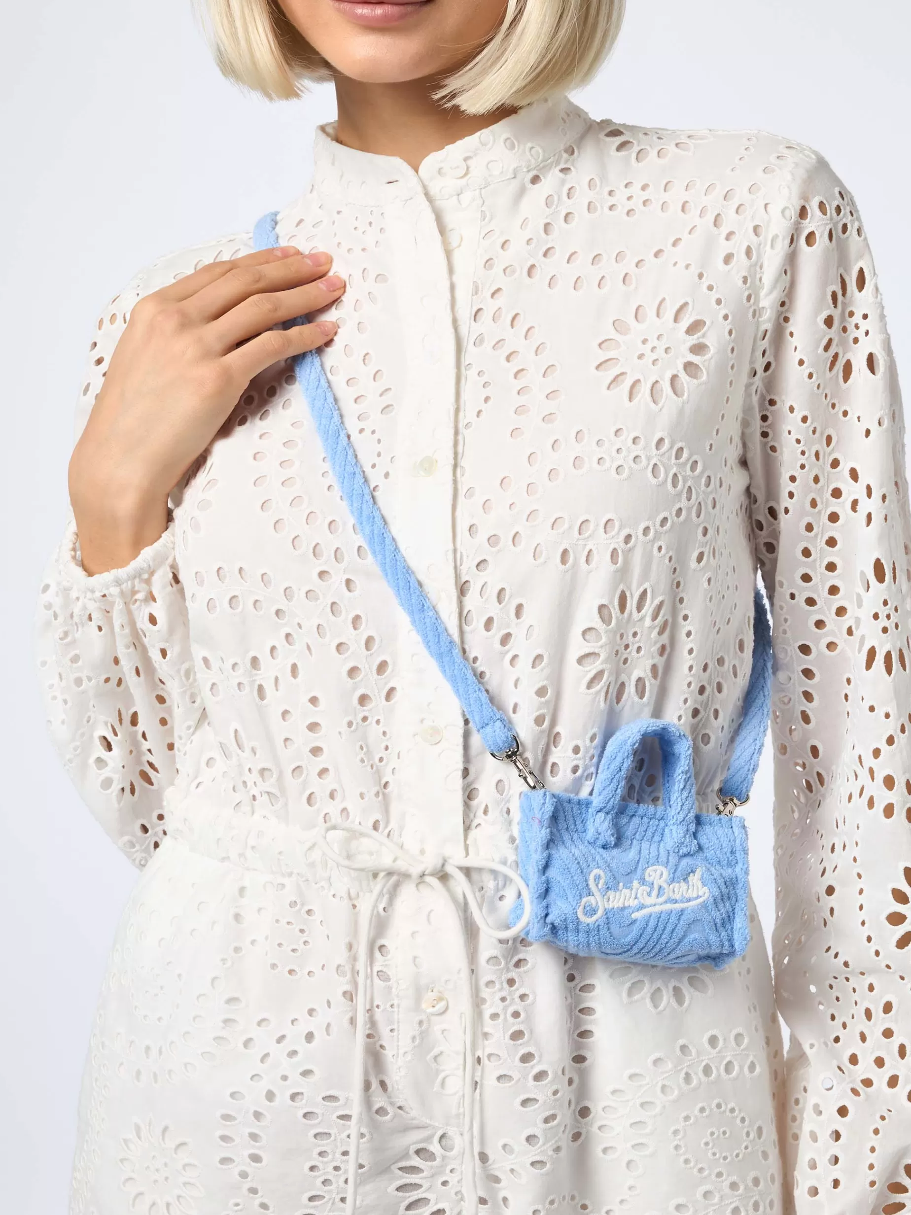 Online Portachiavi in ​​spugna di colore azzurro goffrato Donna Pouch & Borse A Tracolla | Pouch & Borse A Tracolla